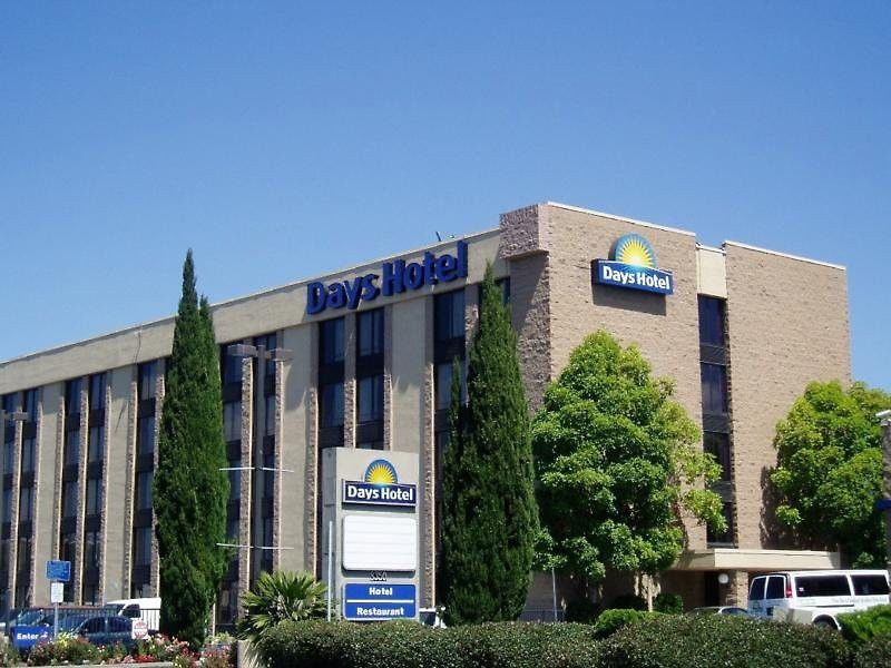 Days Hotel By Wyndham Oakland Airport-Coliseum Exterior photo